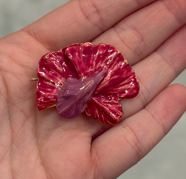 Broche Clavel Esmalte